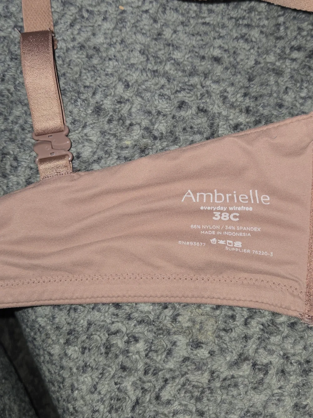 3 VS Bras Gently Loved Included In Lot Of 6 - Picture 16 of 16